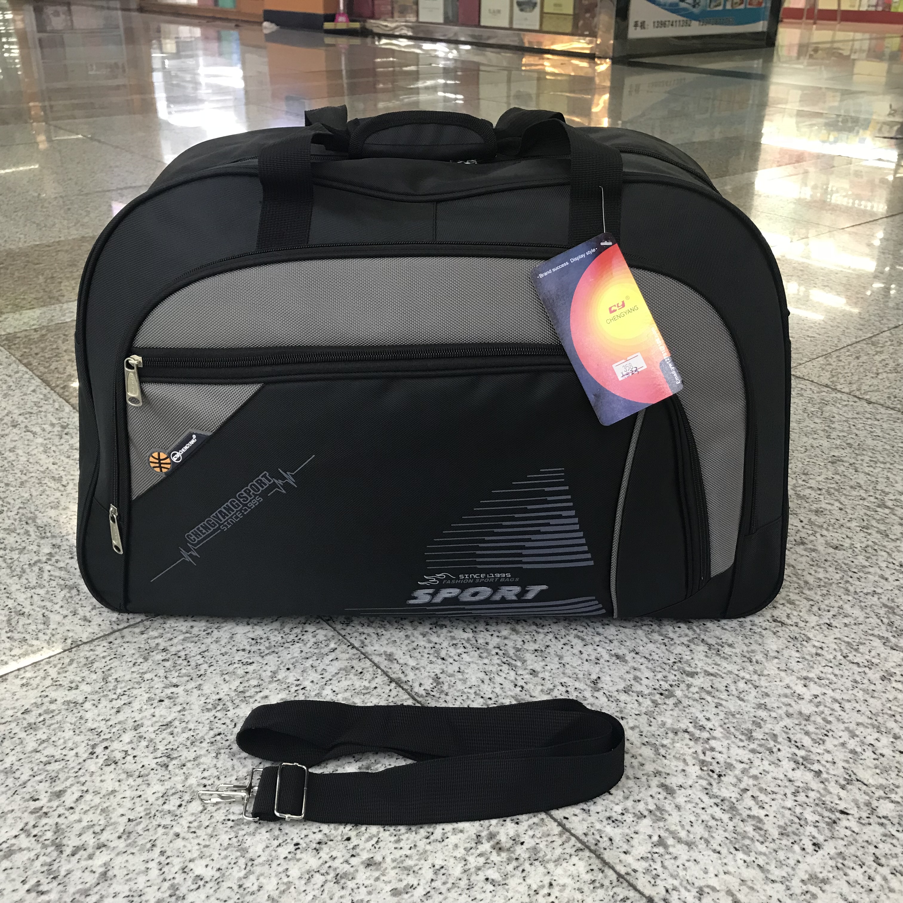 Yiwu quality waterproof nylon hand-held travel bags for business trips and Tours, large-capacity luggage bags for men and women, short trips detail image 2