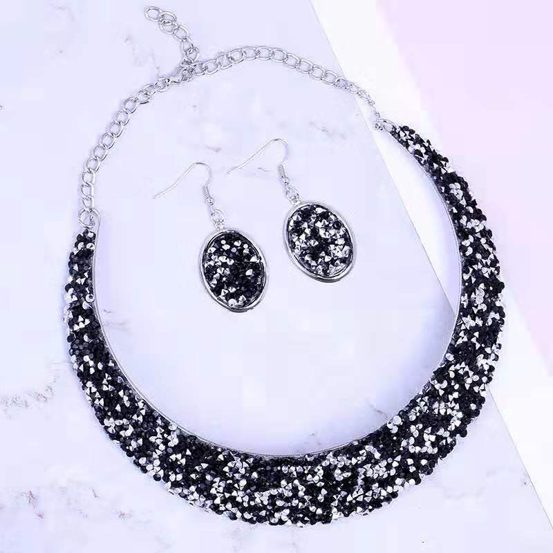 European and American fashion necklaces details Picture