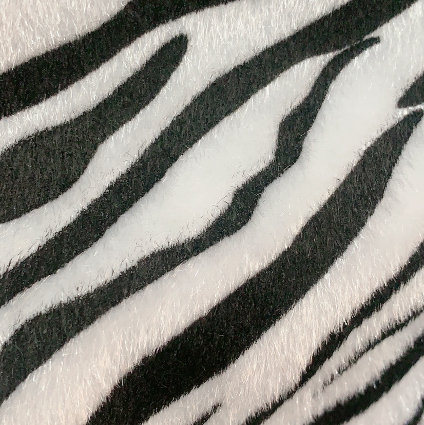 其他材质工艺品实物图