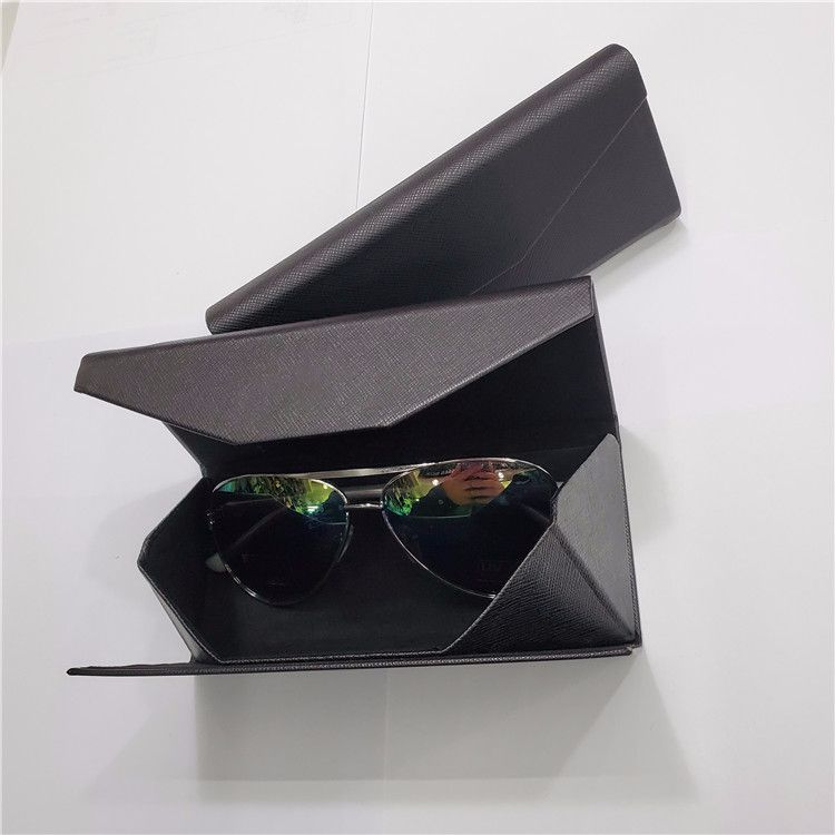 厂家直销 折叠盒 三角眼镜盒木纹眼镜盒 木屑三角盒 十字纹三角盒详情图3