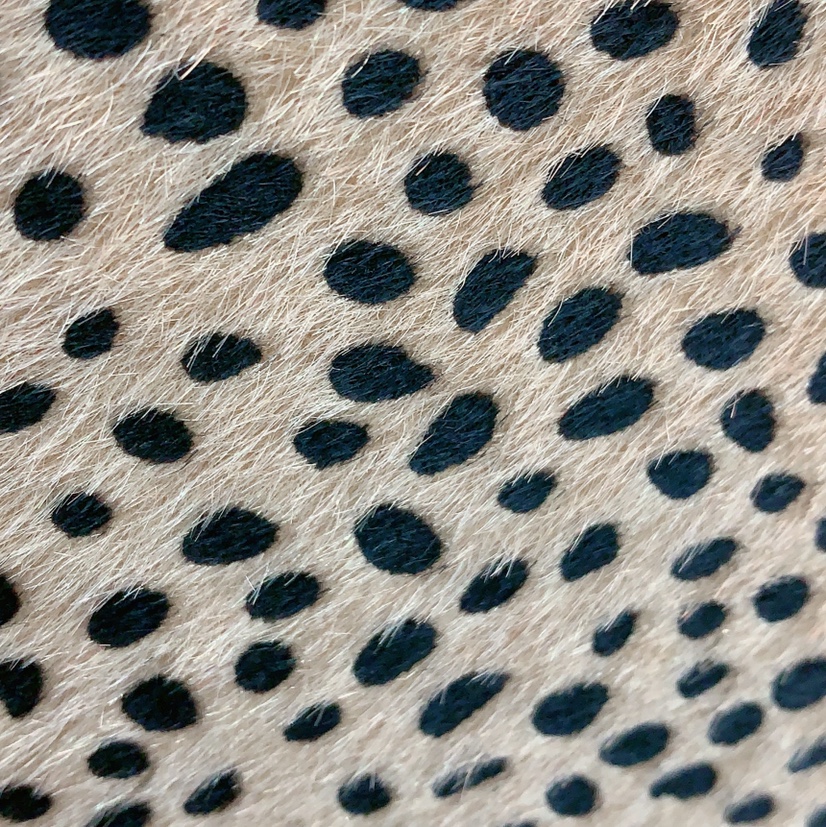 厂家直销植绒豹纹斑马纹奶牛纹，长颈鹿纹，用于工艺品饰品手机壳，背包，礼盒包装等详情图7