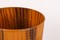 圆形塑料垃圾桶创意纸篓仿木纹编织纹家用垃圾桶白底实物图