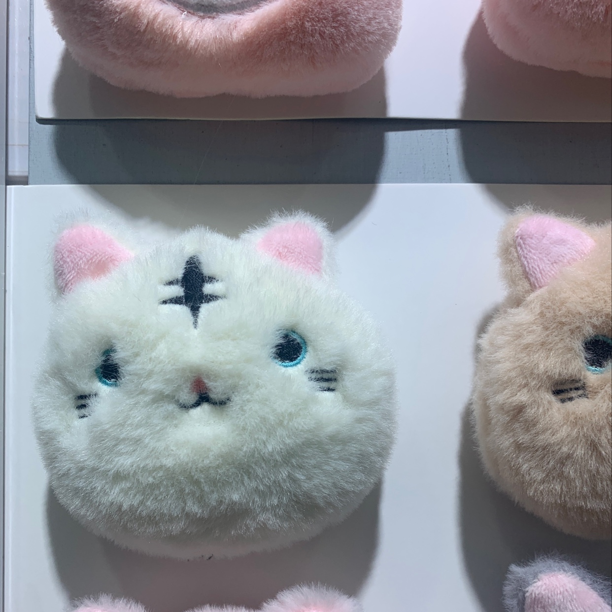 毛绒公仔椅实物图