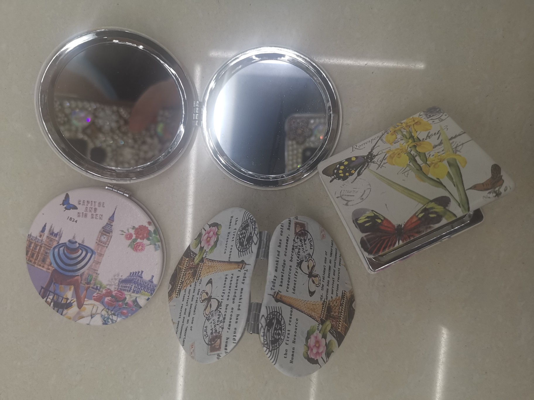 镜子，化妆品，放大镜，PU镜白底实物图