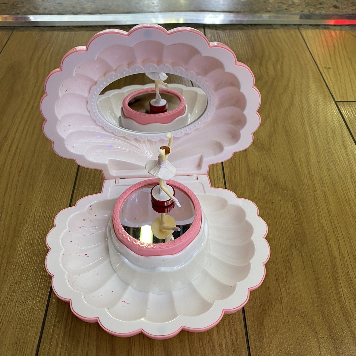 Shell music box arts and crafts decoration creative exquisite home decoration thumbnail