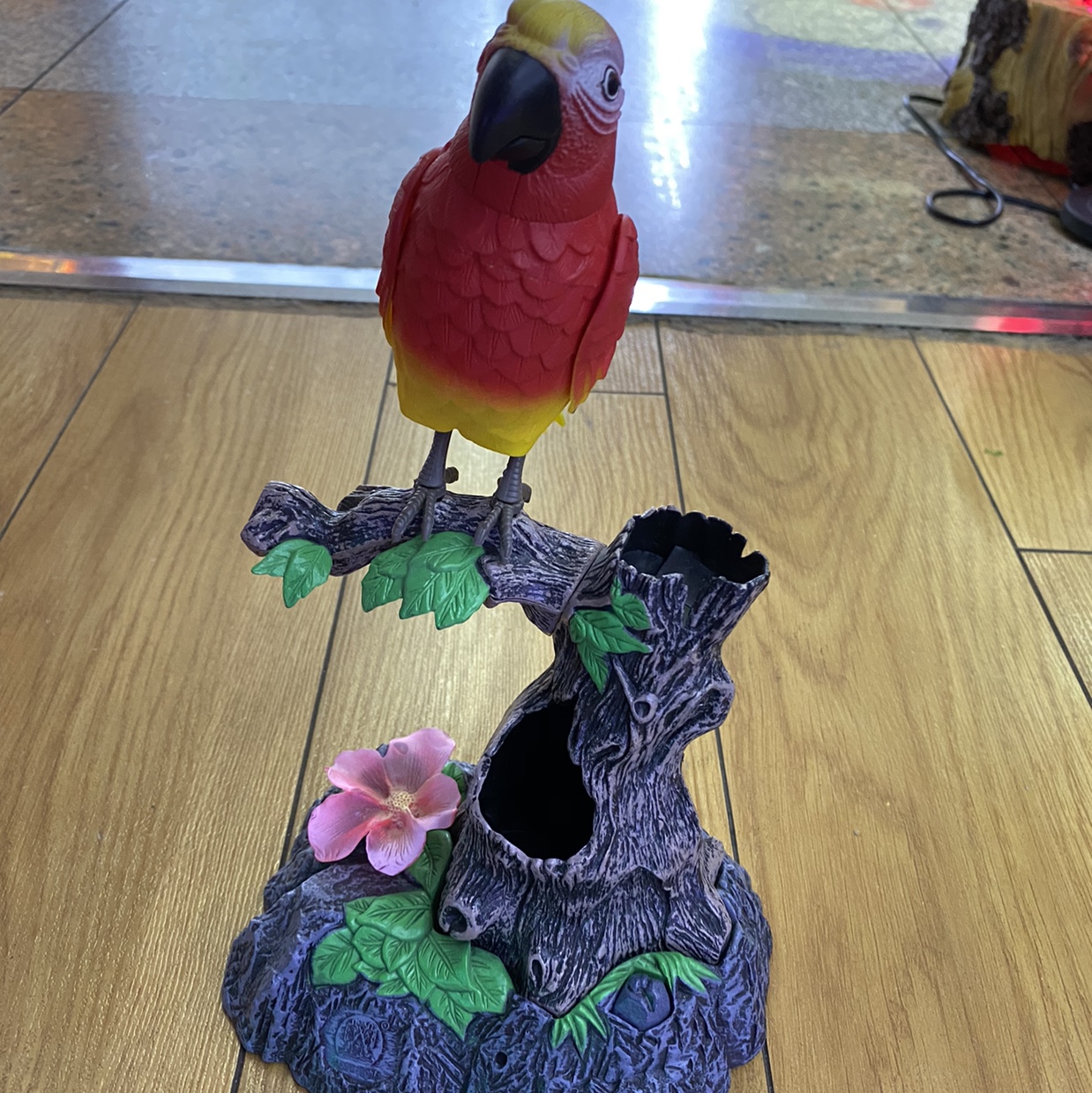 The red voice-activated bird thumbnail