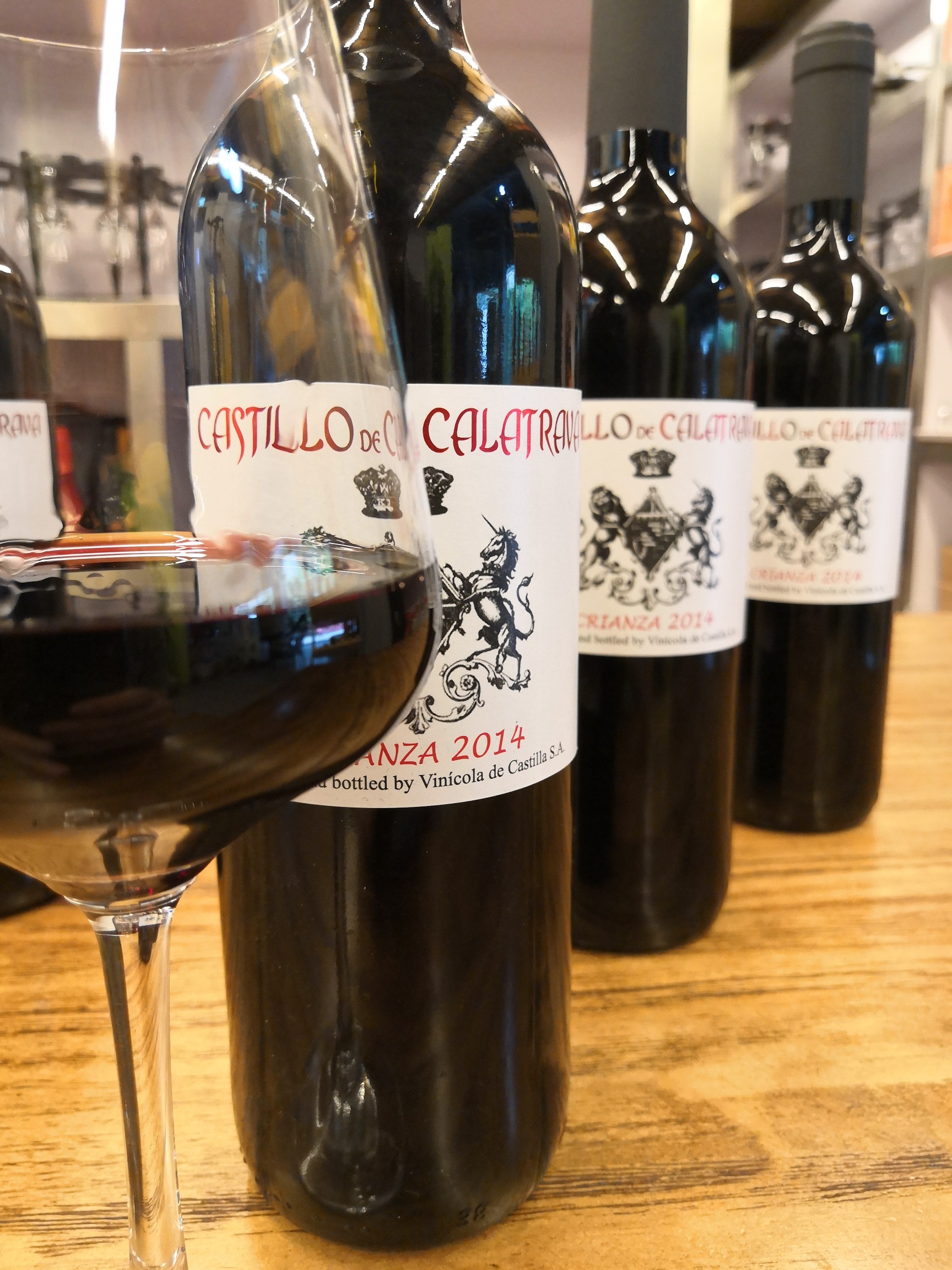 Raya 2014 Dry Red Wine Aged Spain Specification drawing