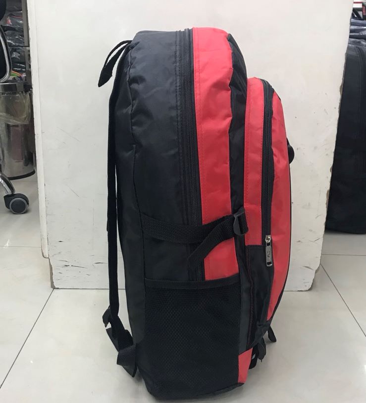 Yiwu quality products: Casual backpacks, travel backpacks, large-capacity Oxford waterproof schoolbags, male and female student bags details Picture