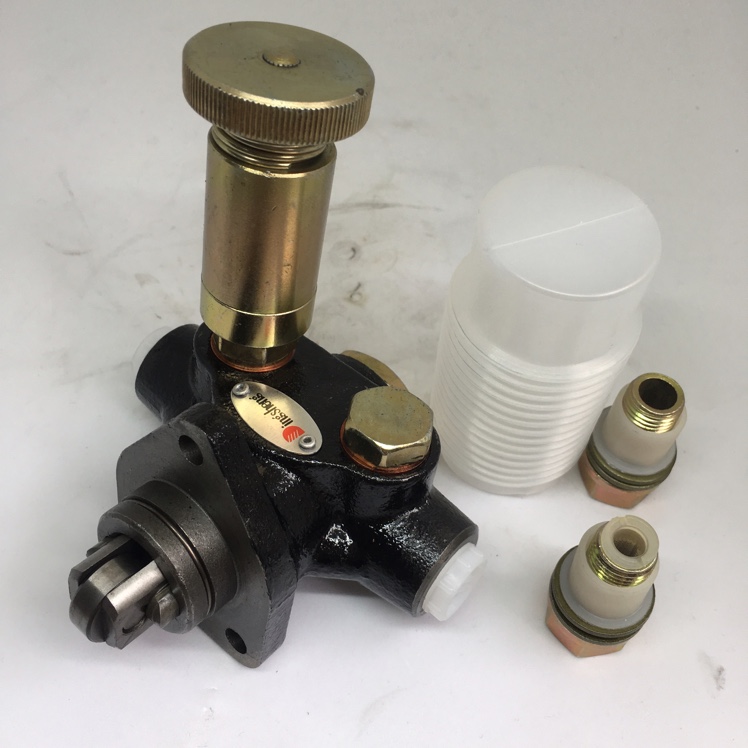Japanese construction machinery fuel system diesel oil delivery pump hand pump, 105210-1800