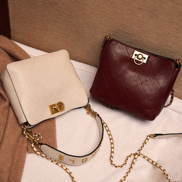 Yiwu Selection European and American UGE hippie bag 2019 new female bag Small Fragrance bucket bag thumbnail
