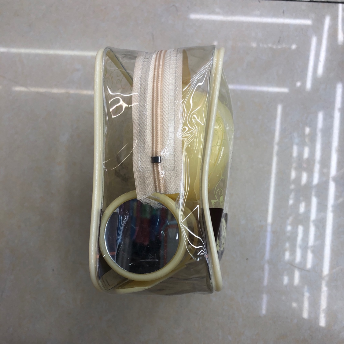 喷雾水杯实物图