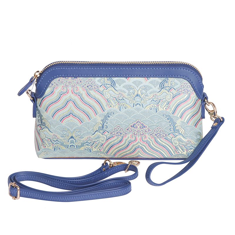Yiwu Good Goods Rose About Silk Bag Ladies Crossbody Bag Retro Chinese Style Hand Bag Qipao Dress Bag Application Scenario