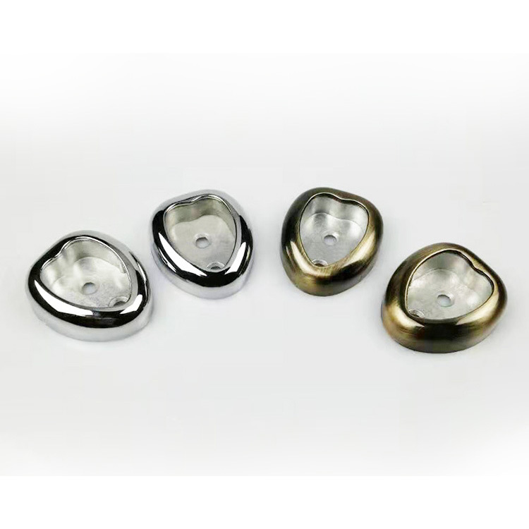 义乌好货 全锌心形衣管托 锌合金衣通座 高档衣帽间衣柜配件细节图