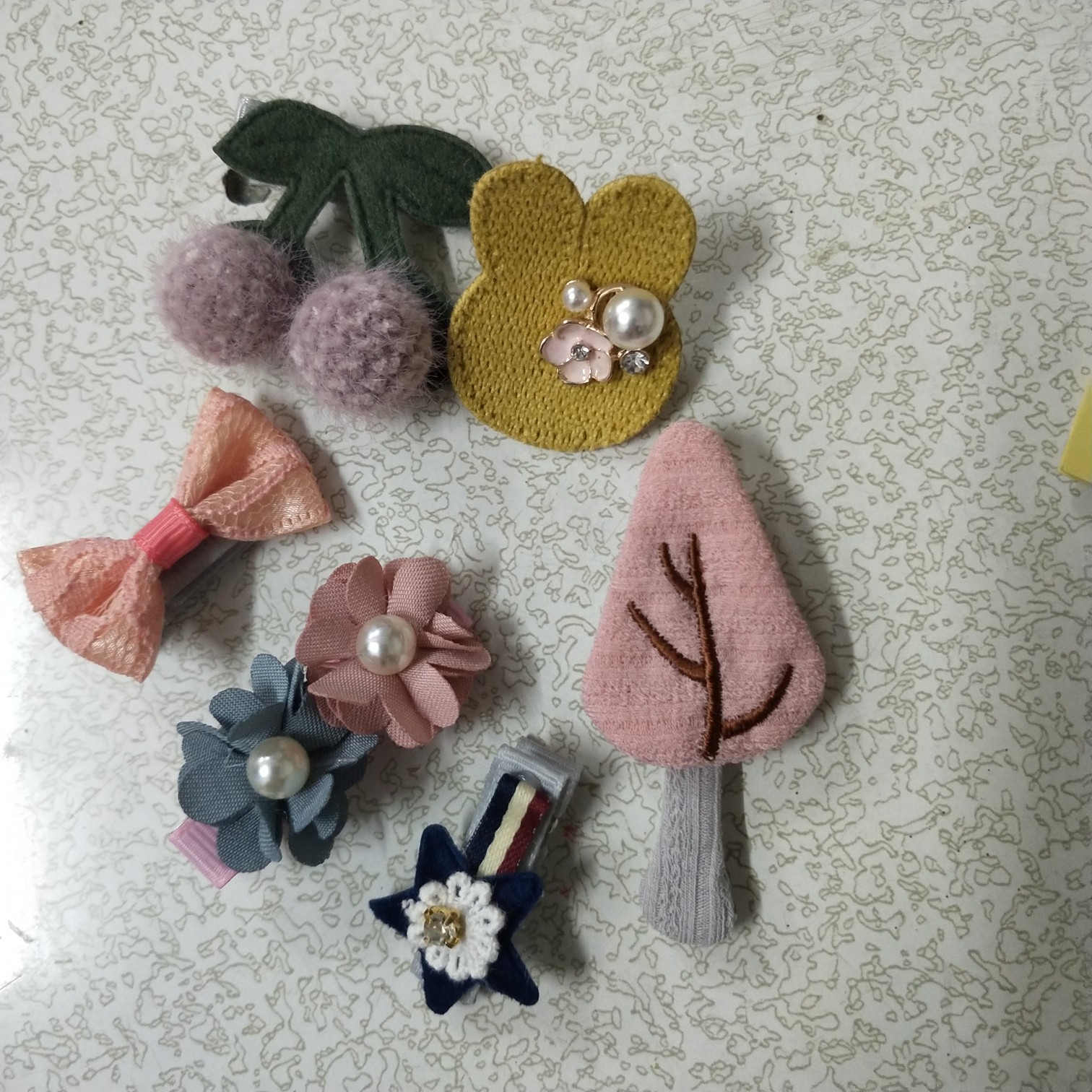 已经帮亲们做成饰品，也可买配件