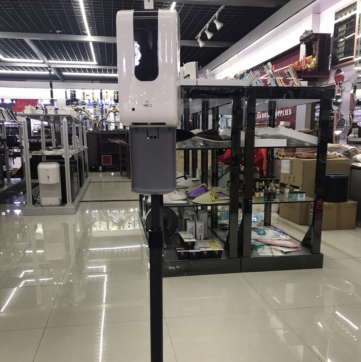 家用消毒液制造机实物图
