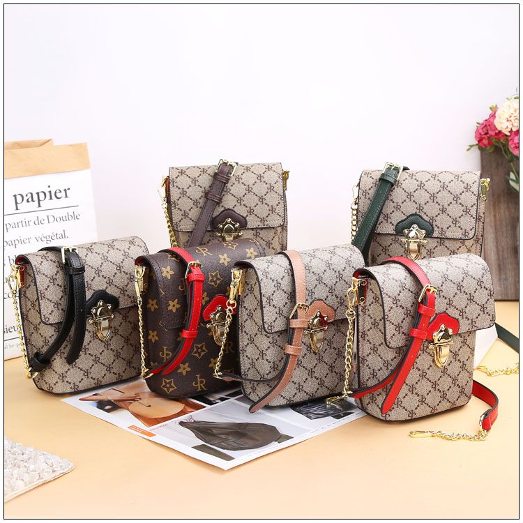 2020新款法国小众女包链条印花韩版斜挎时尚高级感洋气单肩小包