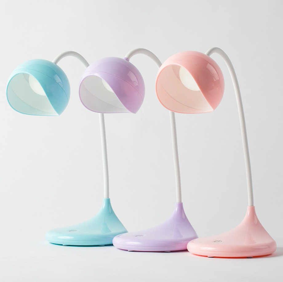 Simple touch Dimmed bedside lamp USB rechargeable folding LED learning eye protection lamp