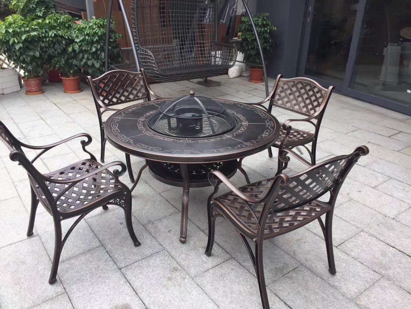 Outdoor leisure holiday barbecue dining tables and chairs thumbnail