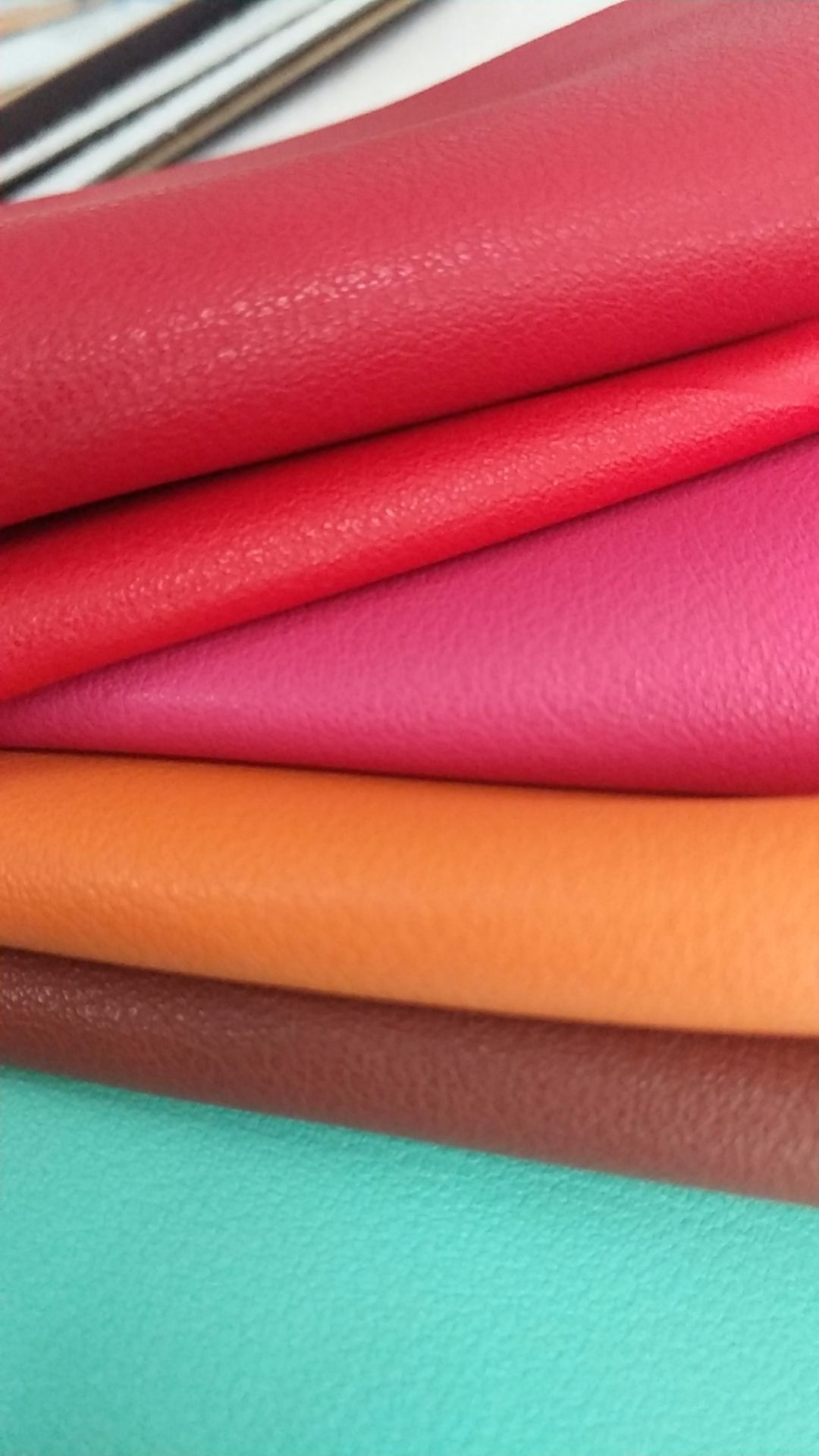 Factory direct sales of eco-friendly PVC artificial leather bags, shoe materials, soft packaging decorations and car seat materials with gold coin patterns details Picture