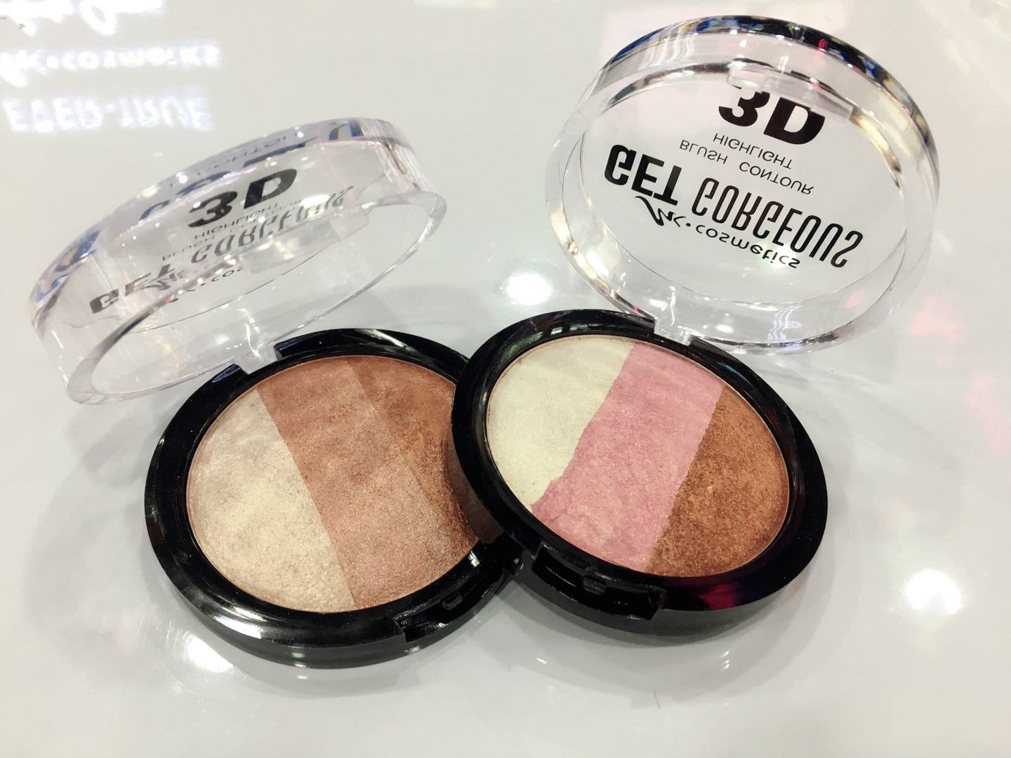 The New Instagram Instagram Red Natural Toning Powder Shadow Nose Shadow Blush Highlight Combination Makeup Application Scenario