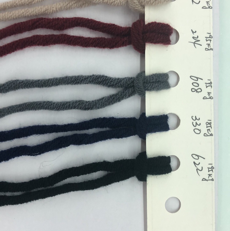 Acrylic multi-strand cotton, 10-strand yarn synthesis, soft to the touch, bright colors, many colors available, in stock. Bulk purchase offers discounts. Welcome to place your order. details Picture