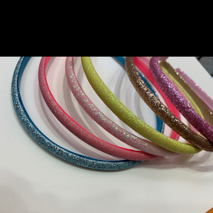 8Mm Glitter Full Scrunchie