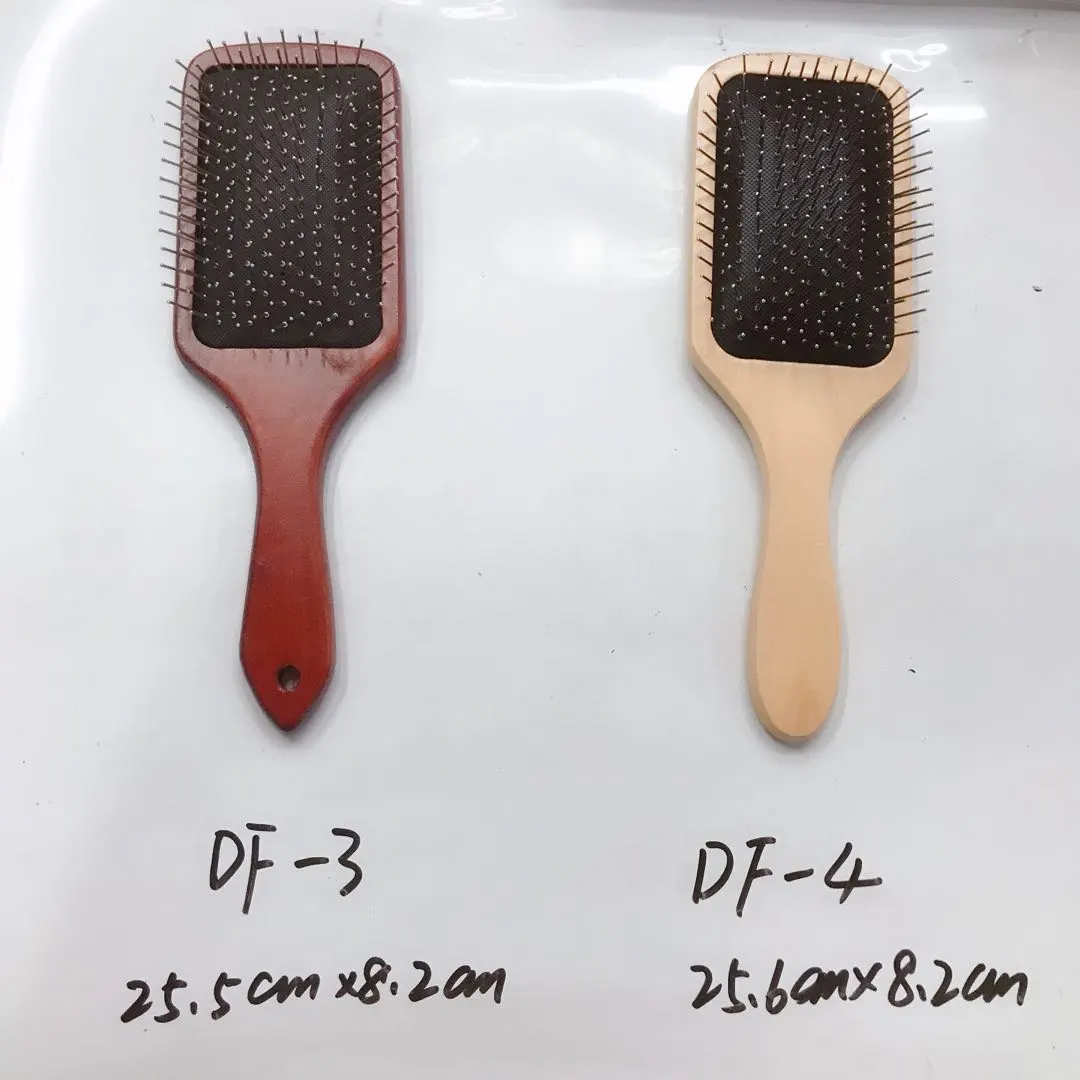 Longfa salon Factory direct sales of new large board combs, airbag massage combs, health care combs, hair smoothing combs and wooden combs detail image 2