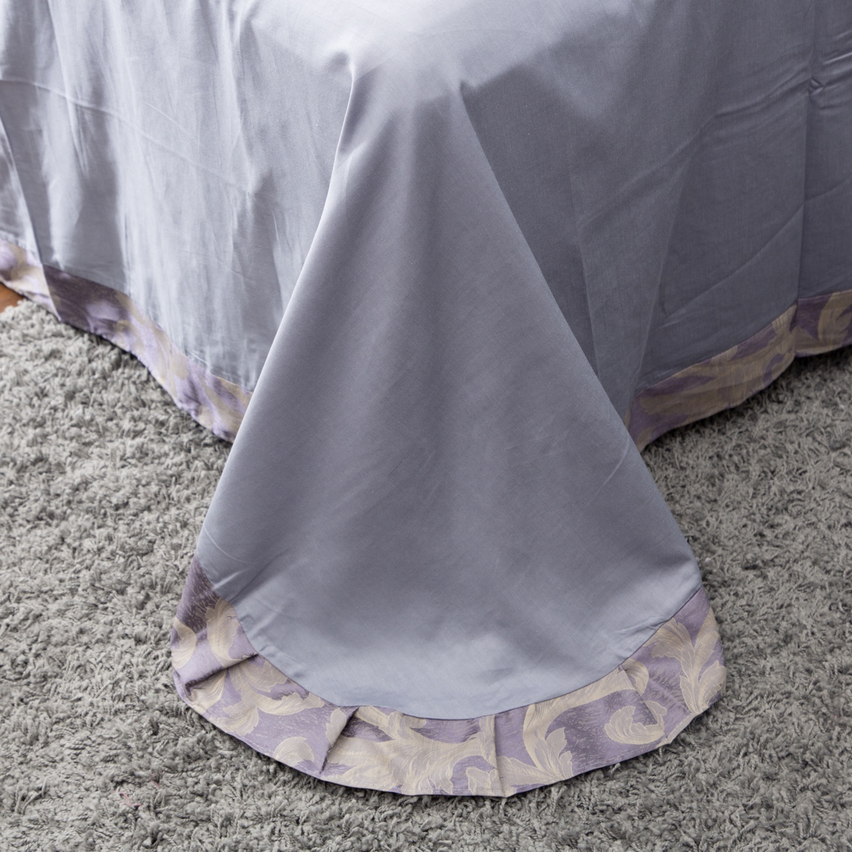 Cotton Jacquard Four-Piece Set
200 X 230 undefined
