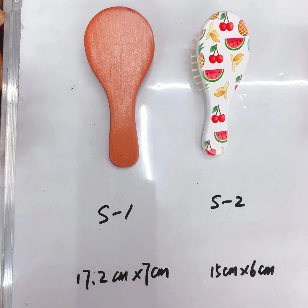 Longfa salon Factory direct sales of new large board combs, airbag massage combs, health care combs, hair smoothing combs and wooden combs detail image 11