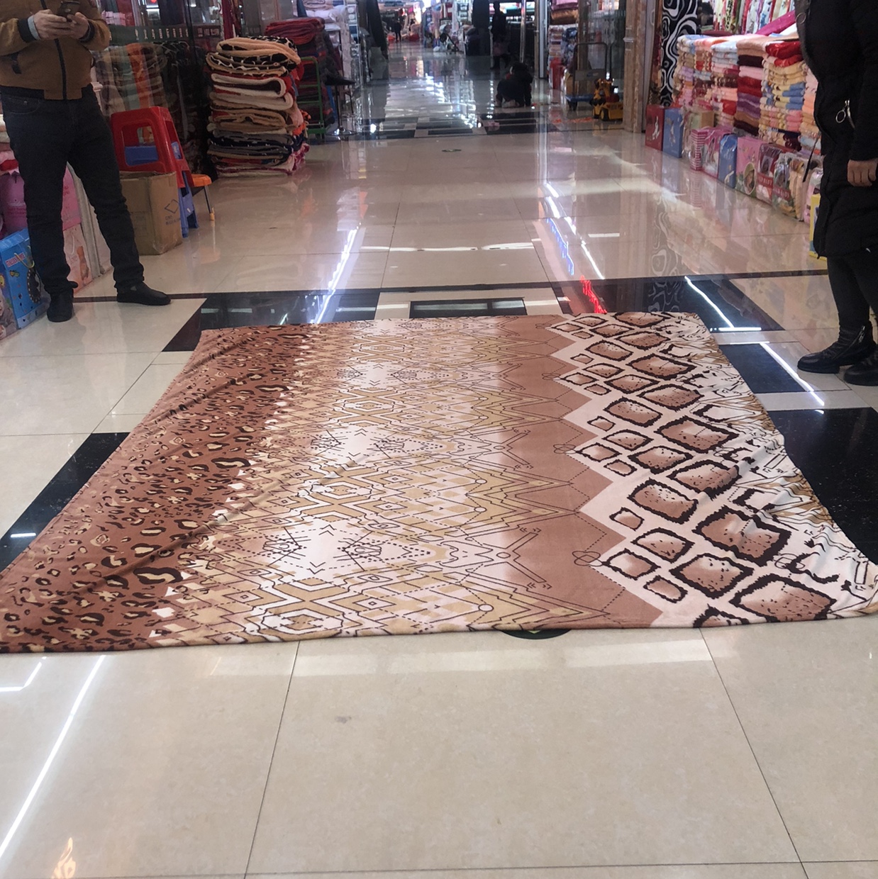 Factory direct sales, wholesale and retail of new high-quality flannel blanket covers 88