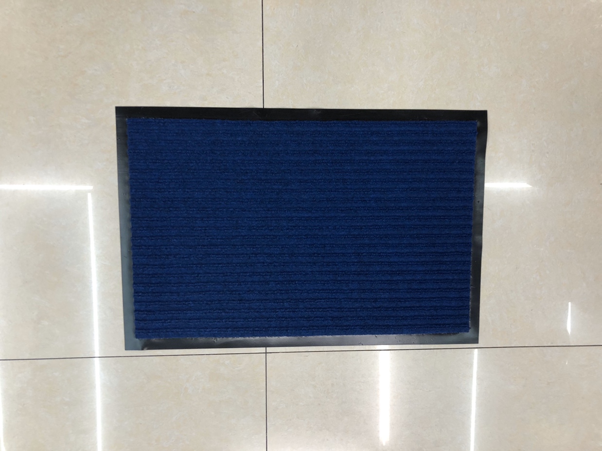 Double Stripe Pvc Anti-Slip Mud Pad 38*58Cm Application Scenario