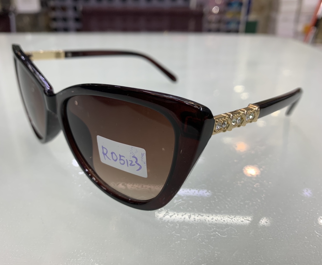 太阳眼镜产品图