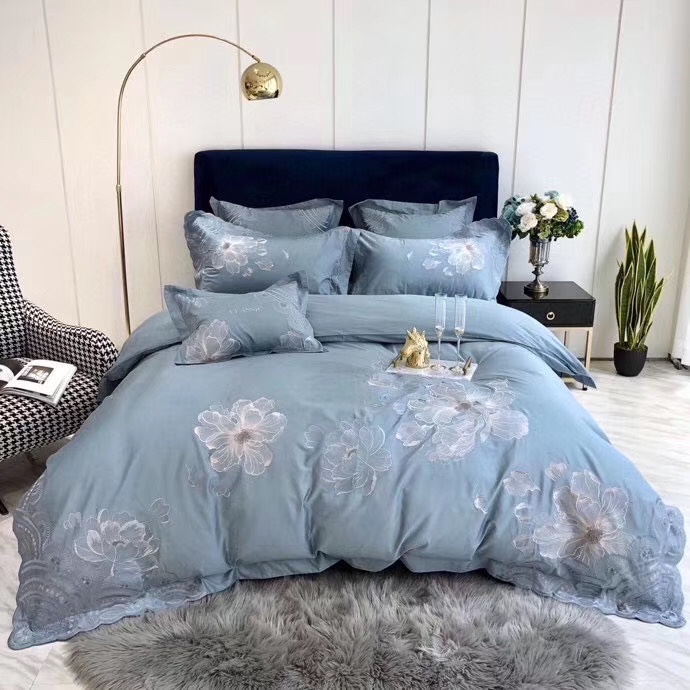 High-Density Embroidered Four-Piece Set