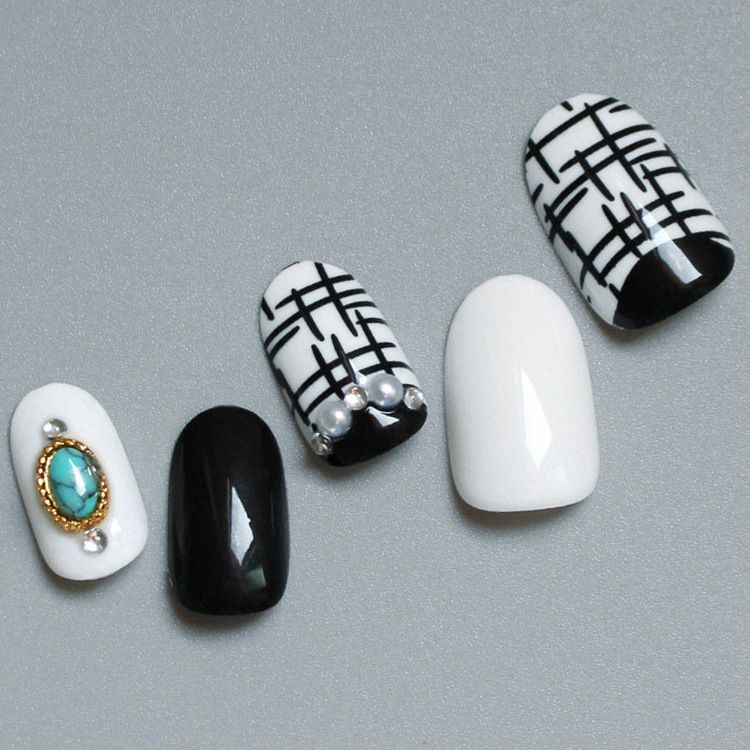 New fashion bridal Diamond Nail fake nail set with 24 diamond-encrusted nails Specification drawing
