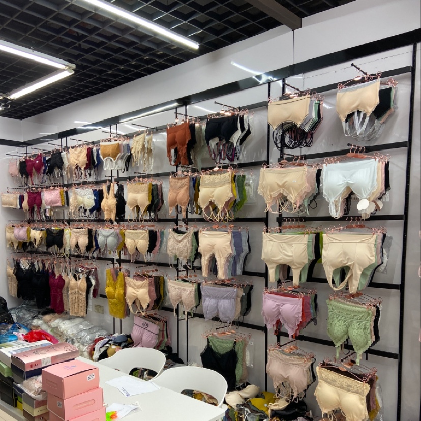 Tingting Bra and Underwear Store describe pic - 2