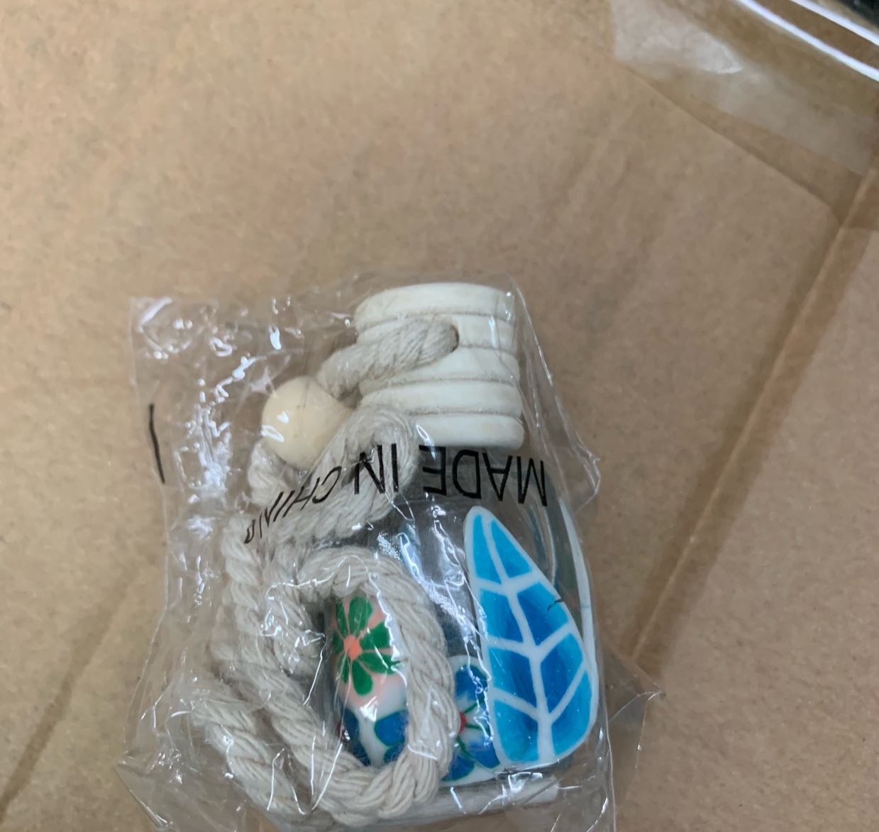 汽车挂件香水瓶挂件木