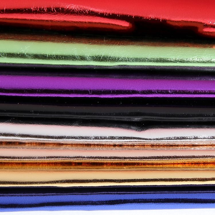 High-gloss, fine-textured, glossy, multi-color 101 laminated artificial leather, large stock of high, medium and low-end luggage, sofa, shoe materials and fabrics