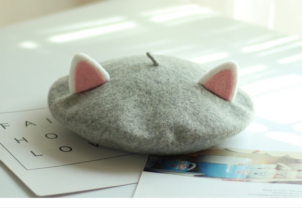 Children's hats, autumn and winter hats, fashionable and cute, fine wool knitted felt, cartoon cat ears, Bailey cap with fan, baseball cap Application Scenario