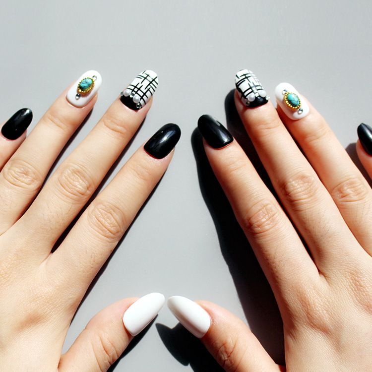 New fashion bridal Diamond Nail fake nail set with 24 diamond-encrusted nails details Picture