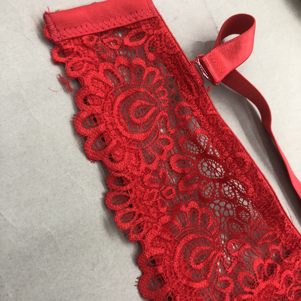 Bright red trade bra for this year Specification drawing