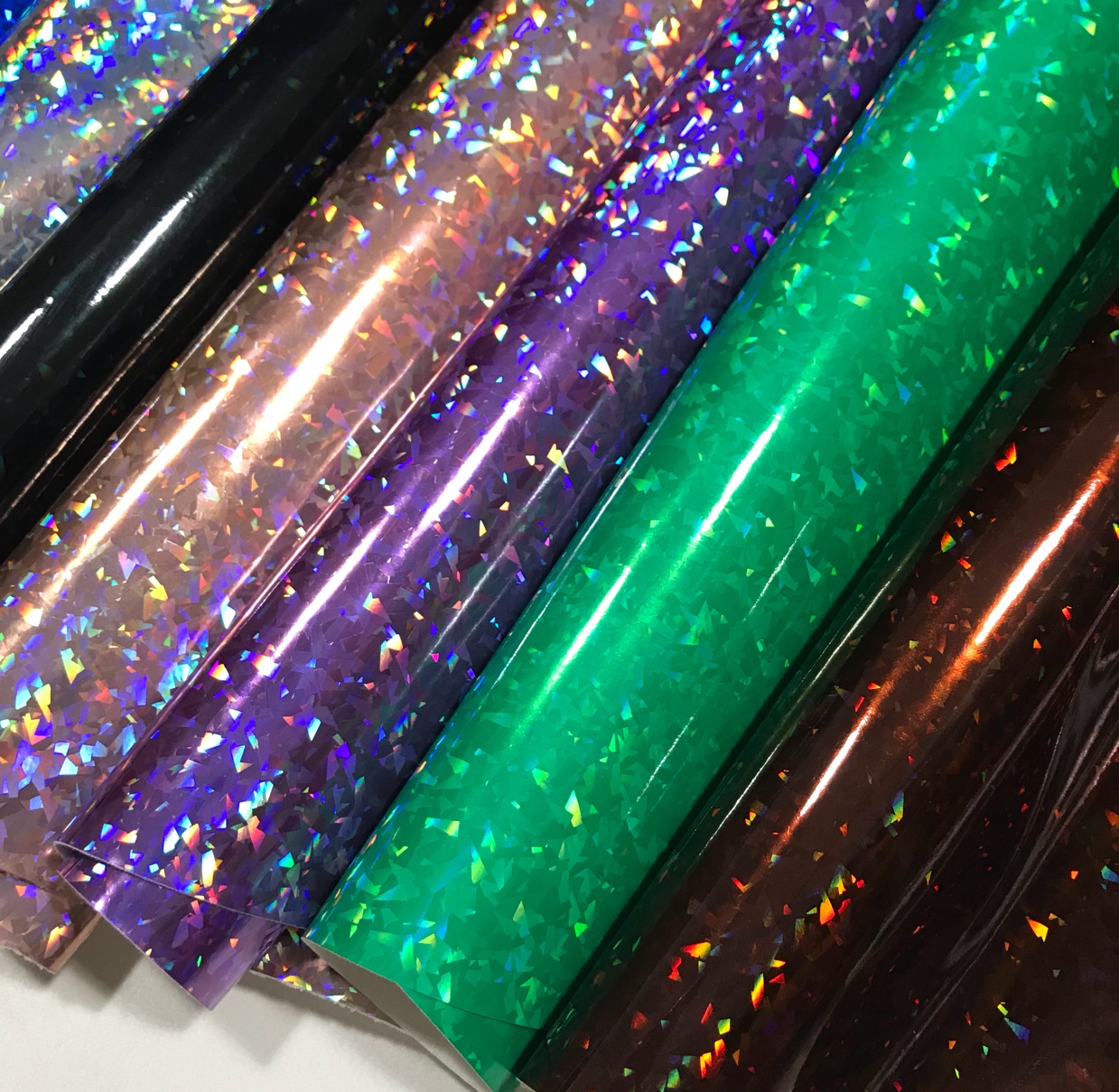 Laser irion-dollar glass fragments, PU mirror fabric, seven-color fabric bags and artificial leather in stock Specification image