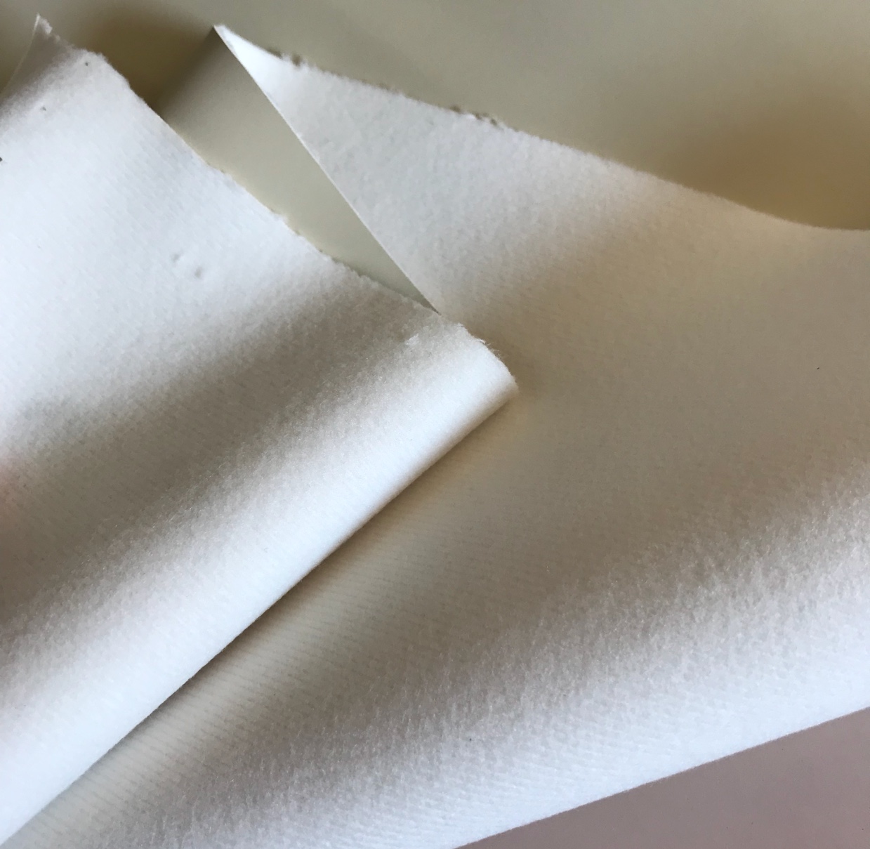 厂家直销优质PU合成皮革1.0磨砂防棉绒箱包鞋材手感舒适面料详情图6