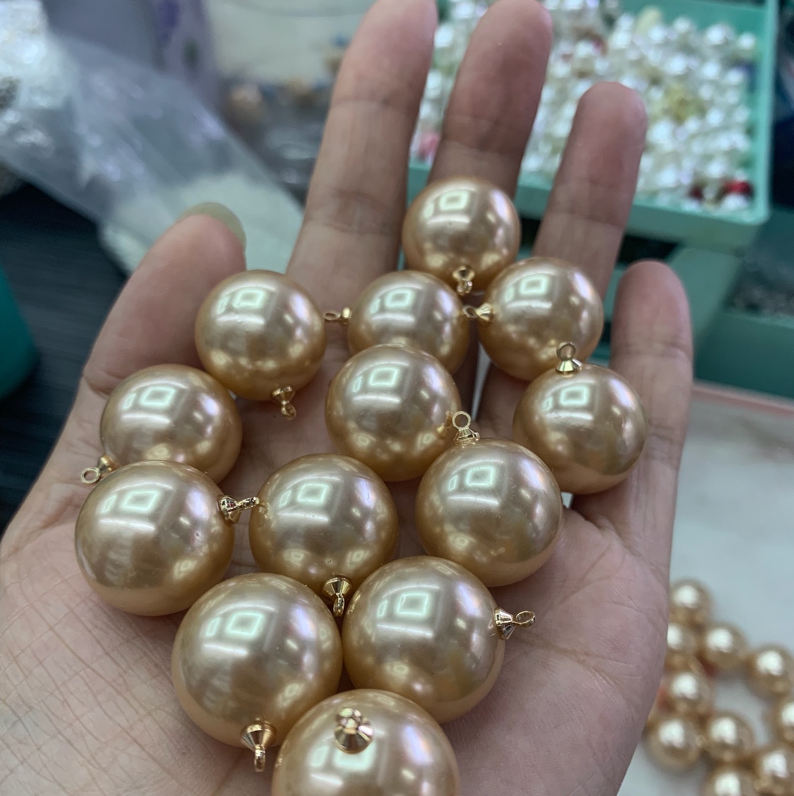 20厘带吊香槟色