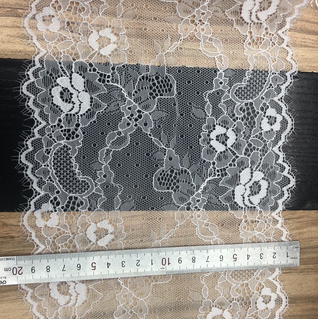 Lace trim model 7583 details Picture