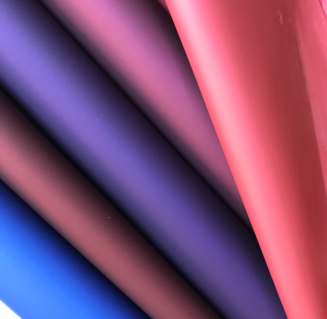 厂家直销优质PU合成皮革1.0磨砂防棉绒箱包鞋材手感舒适面料细节图