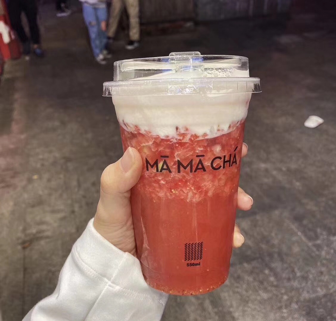 一次性PET杯子奶茶杯果汁杯透明白底实物图