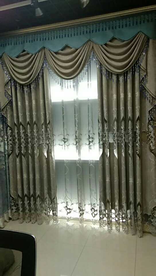 High-end embroidered Chenille curtain fabric! Grand and upscale! Simple and fashionable! A must-visit coffee bar in the living room lobby! Application Scenario