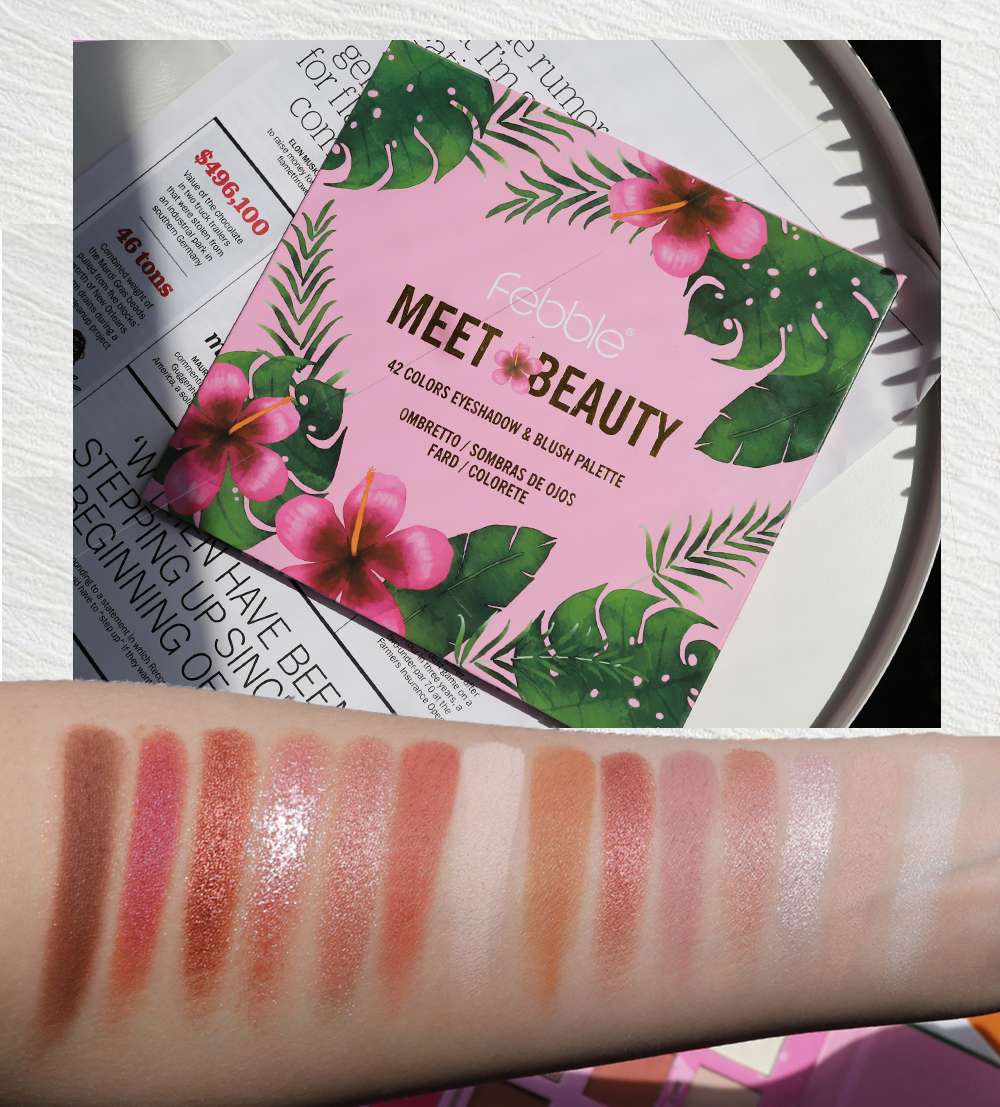 42-color eyeshadow palette Item Picture