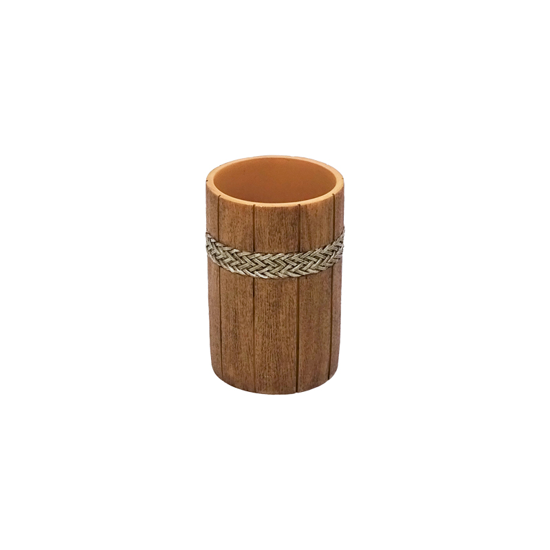 Wood Grid Resin Bathroom Toiletries 4-Piece Bathroom Toiletries Lotion Bottle Mouthwash Cup Toothbrush Holder Soap Box Application Scenario