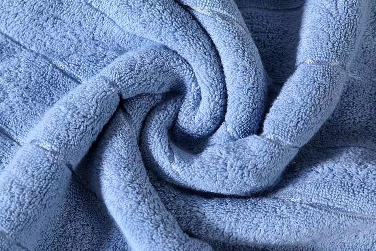 المناشف الجديدة 70140. Item Picture